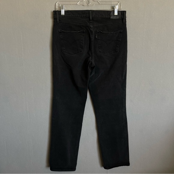 Levi's Premium Shaping Straight Leg Women's Black Jeans Size 30 - Picture 3 of 9